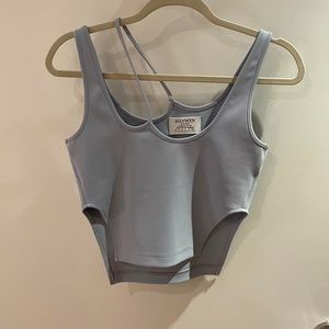 Han wen studio tank in small